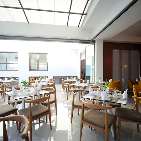 Atrium Ambiance (adults Only)
